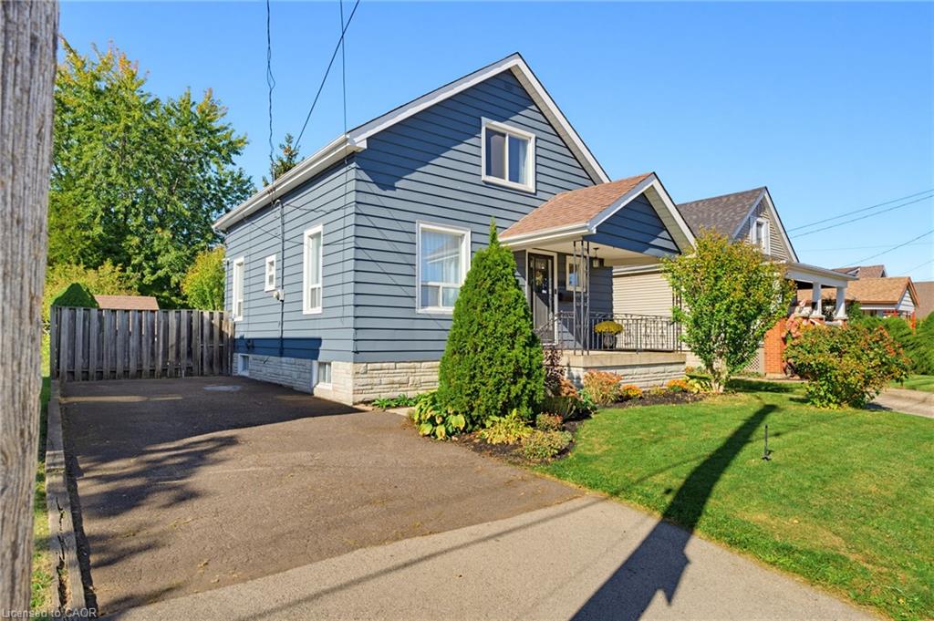 206 Craigroyston Road Property Photo 3