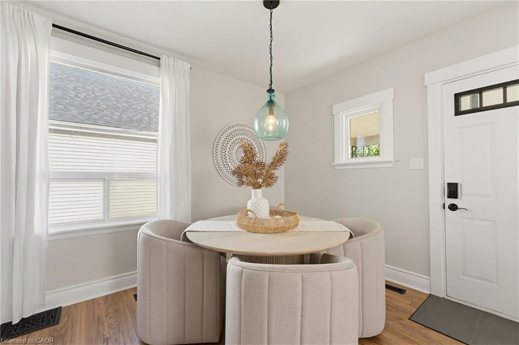 206 Craigroyston Road Property Photo 6