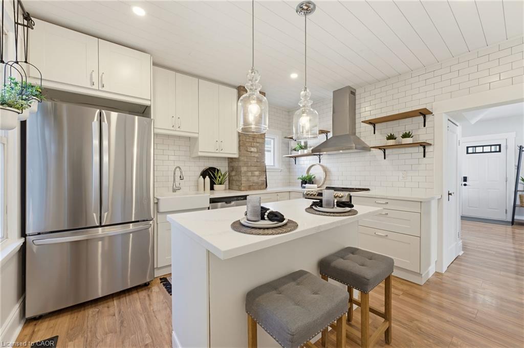 206 Craigroyston Road Property Photo 16