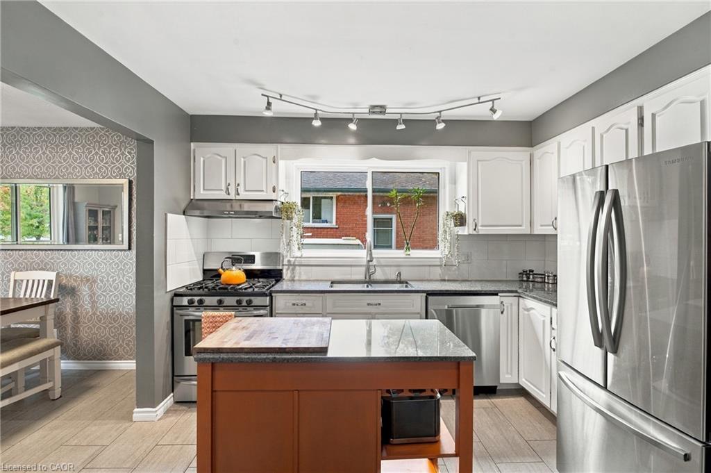 94 Bellingham Drive Property Photo 10