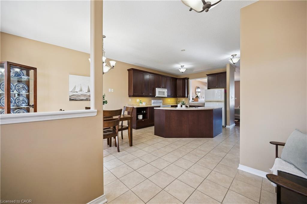 27 Triller Avenue Property Photo 9