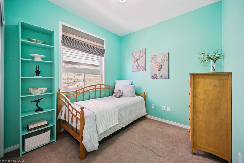 27 Triller Avenue Property Photo 18