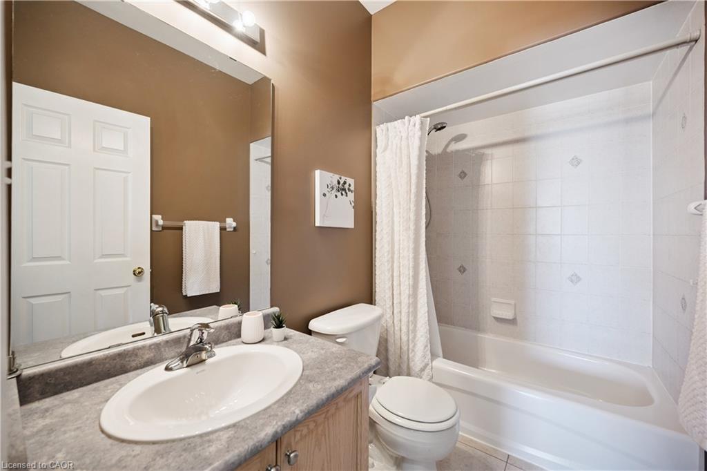 27 Triller Avenue Property Photo 19