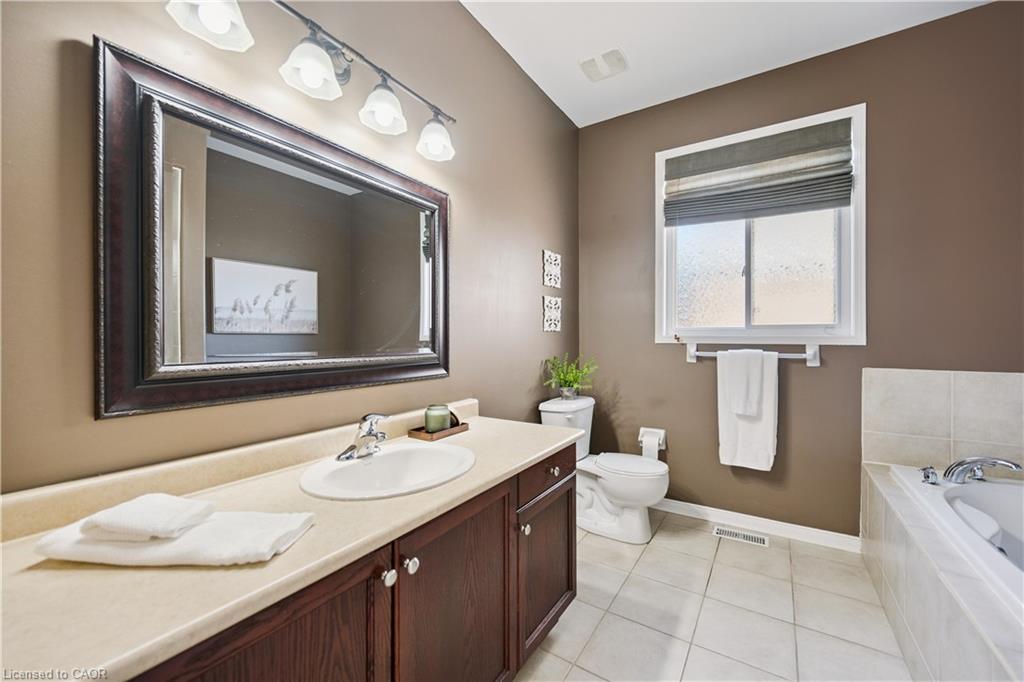 27 Triller Avenue Property Photo 22