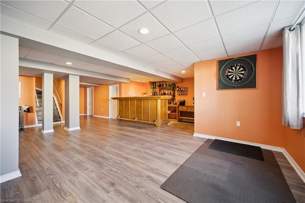 27 Triller Avenue Property Photo 26