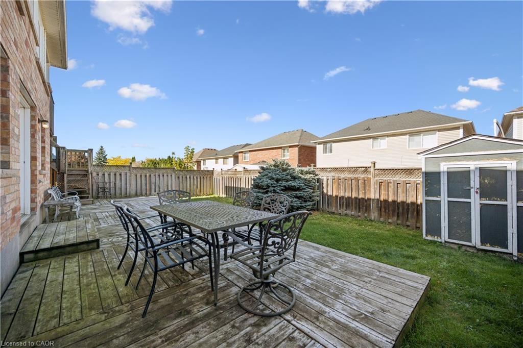 27 Triller Avenue Property Photo 35
