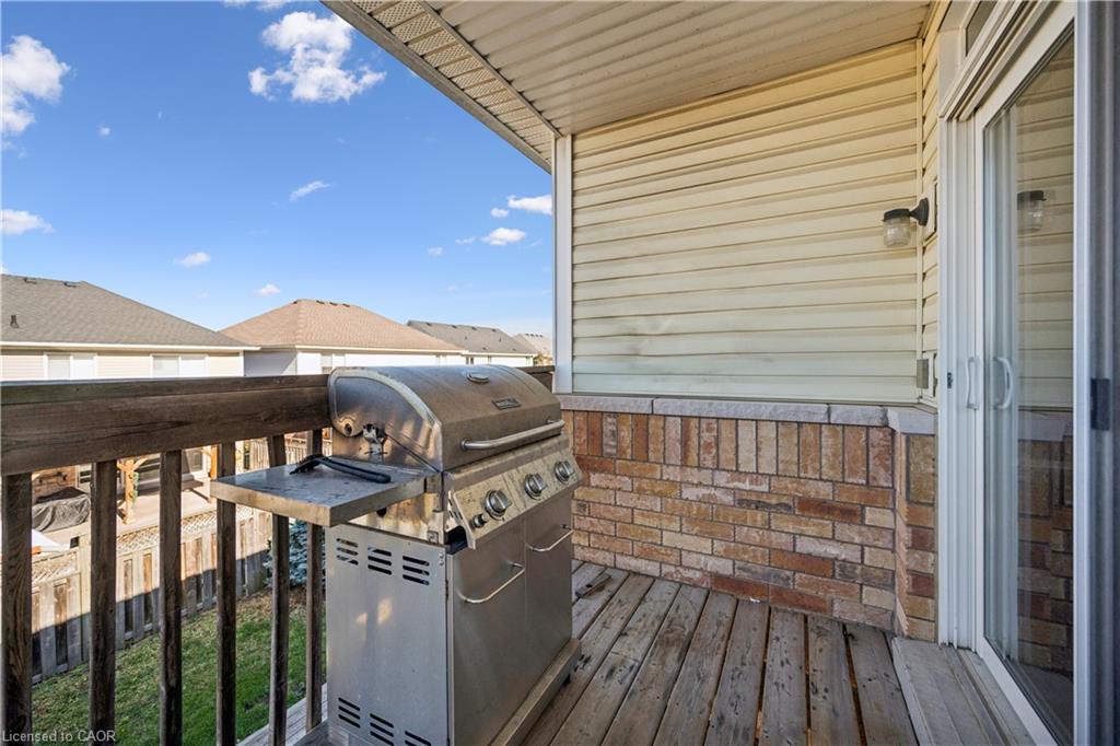 27 Triller Avenue Property Photo 37