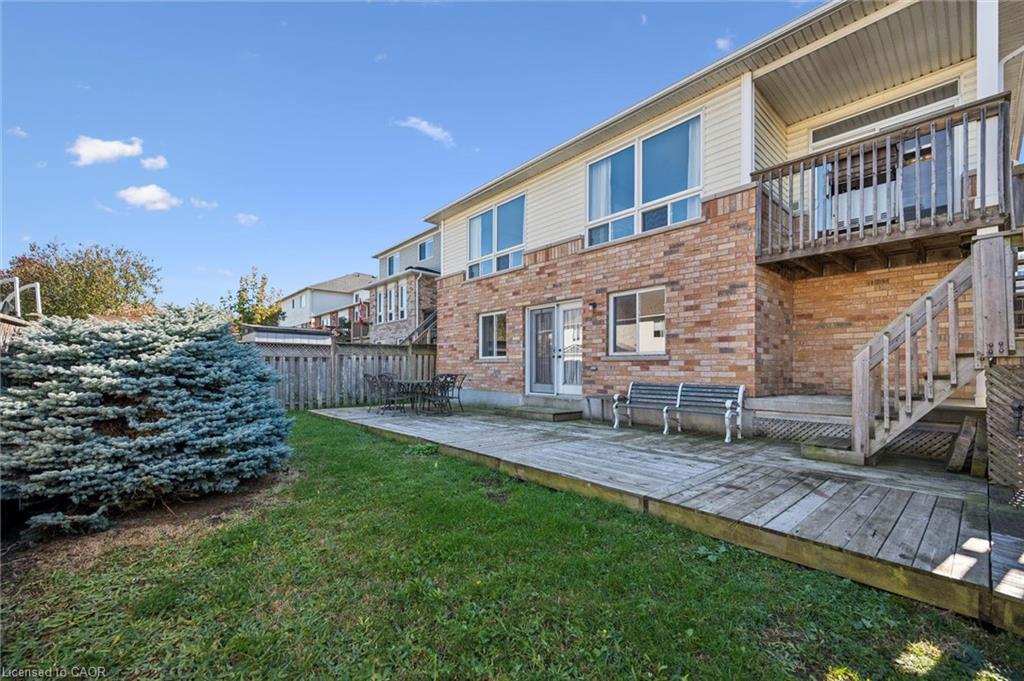 27 Triller Avenue Property Photo 38