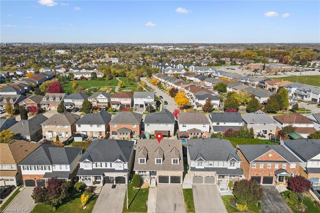 27 Triller Avenue Property Photo 44