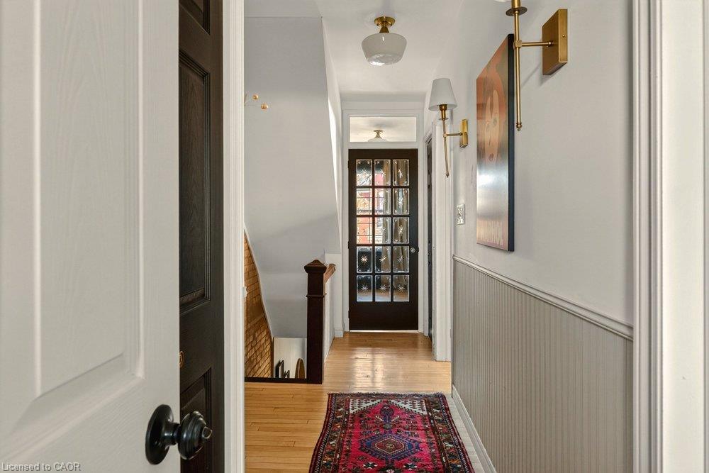 74 Emerald Street N Property Photo 17