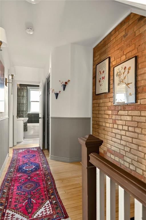 74 Emerald Street N Property Photo 18