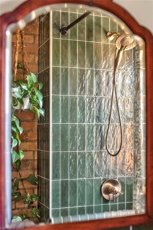 74 Emerald Street N Property Photo 33