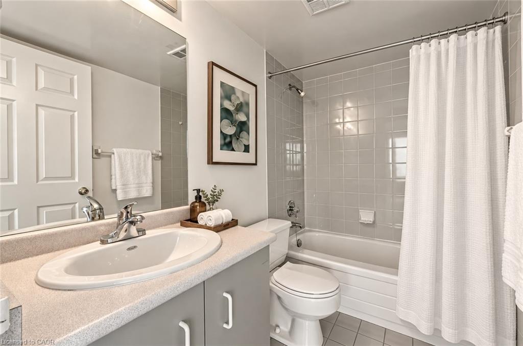 808-350 Rathburn Road W Property Photo 32