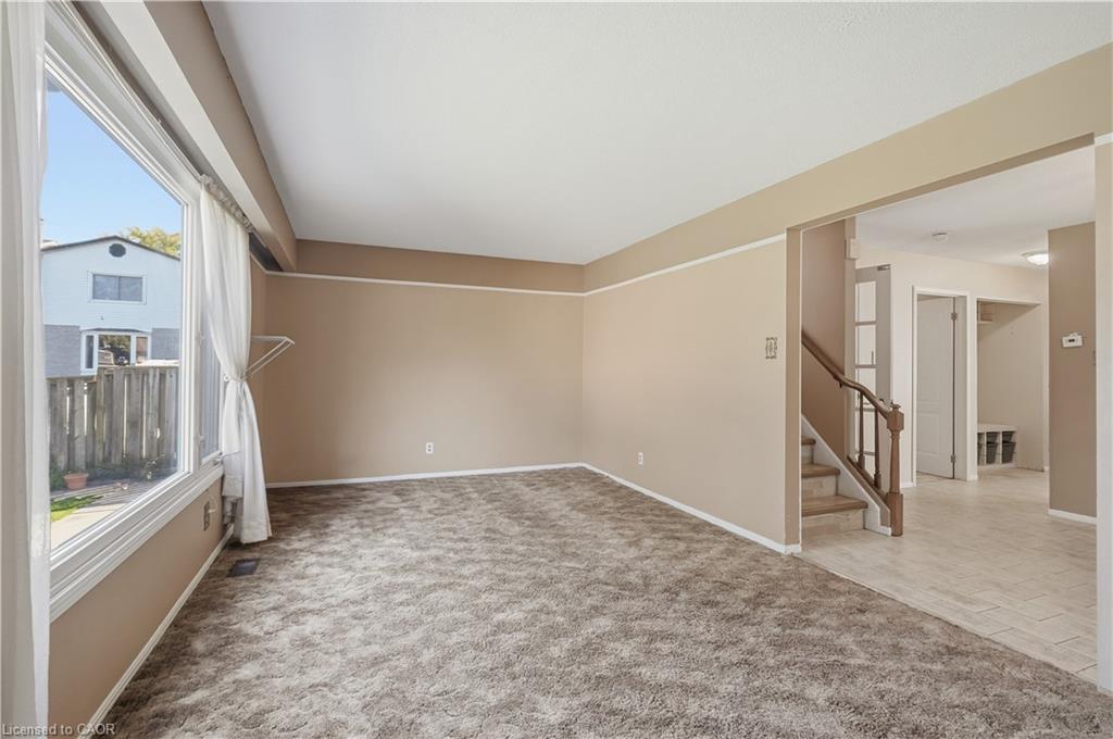 154 Memorial Avenue Property Photo 5