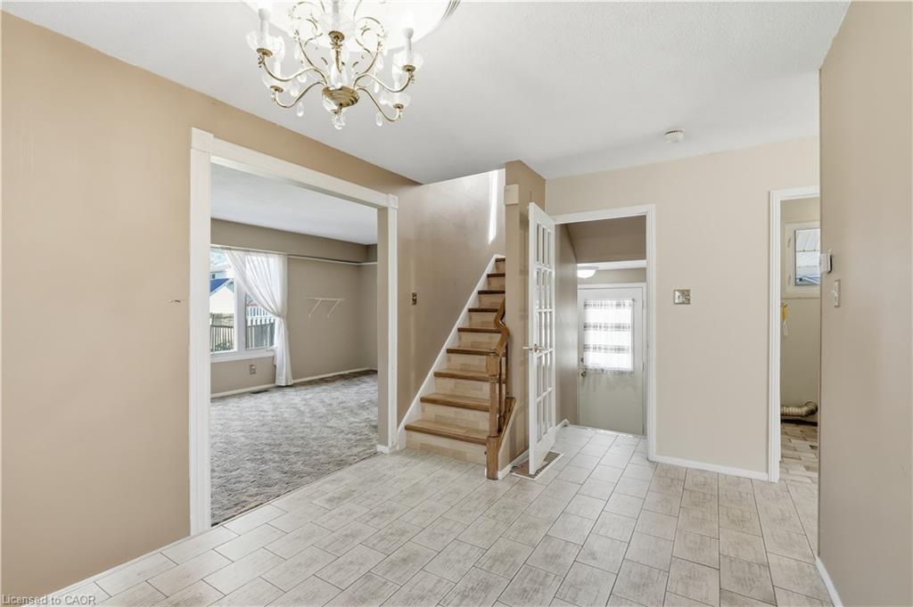 154 Memorial Avenue Property Photo 9