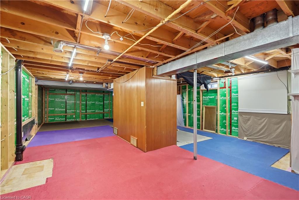154 Memorial Avenue Property Photo 23