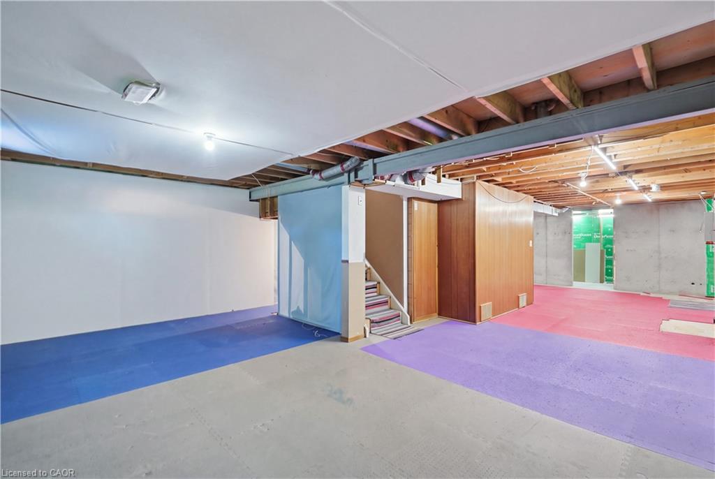 154 Memorial Avenue Property Photo 24