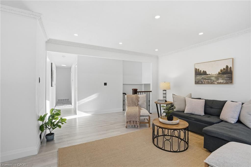 84 Elgar Avenue Property Photo 8