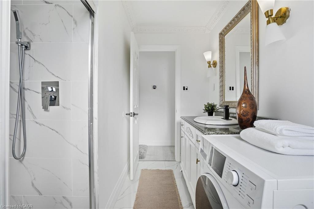 84 Elgar Avenue Property Photo 20