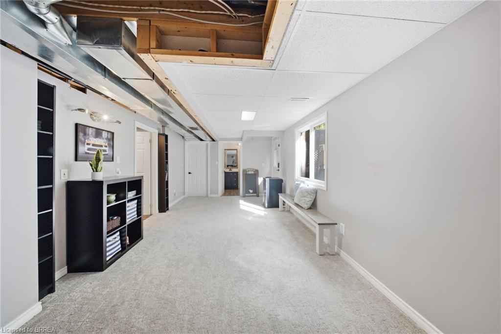 11 Dundas Street W Property Photo 26