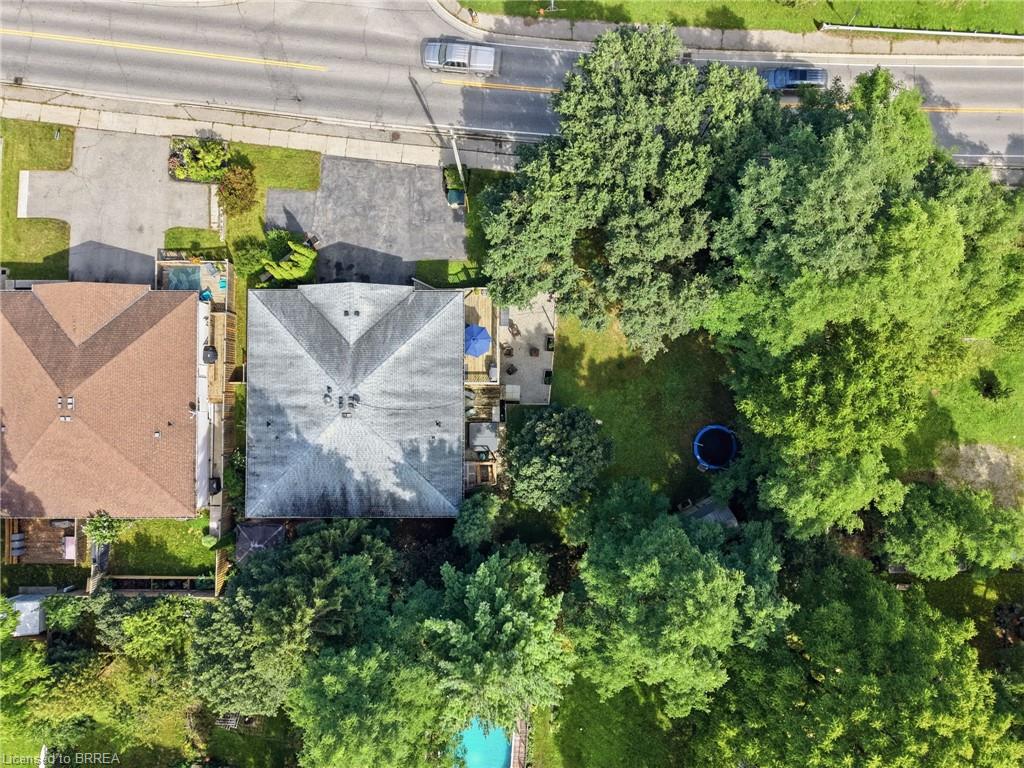 11 Dundas Street W Property Photo 48