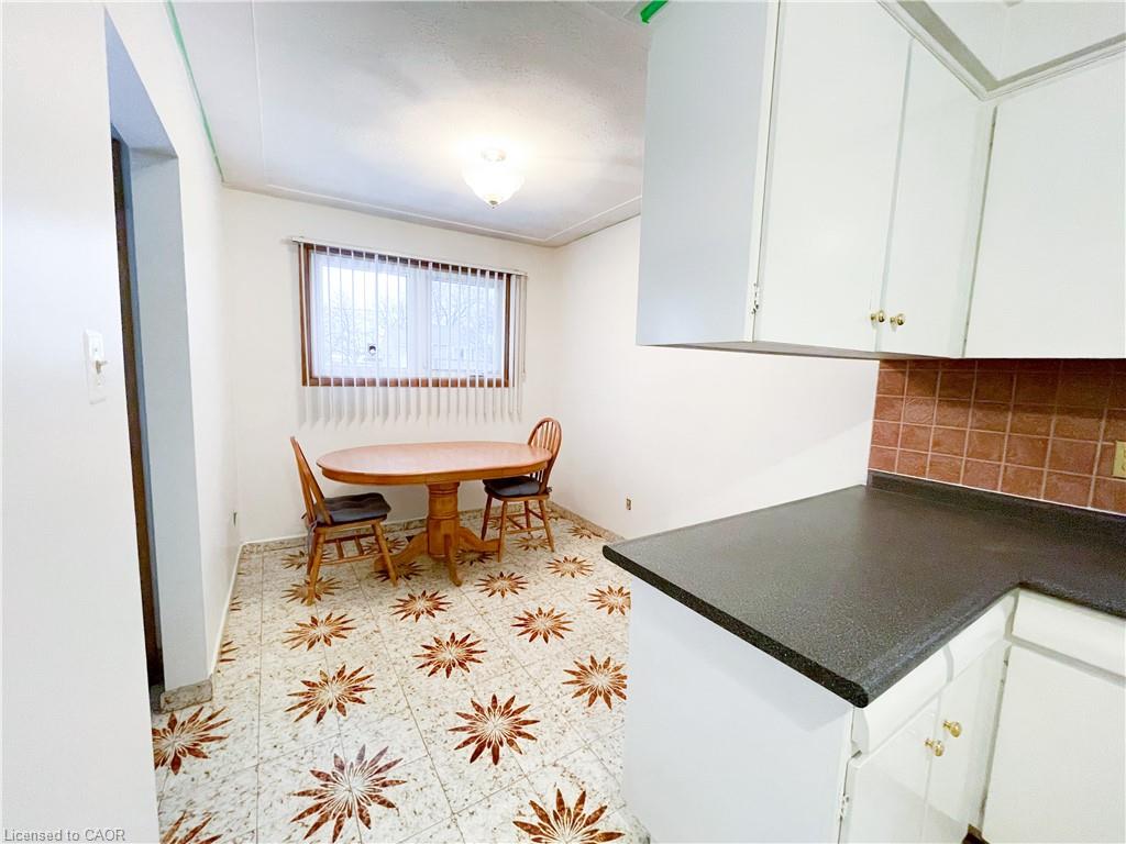 50 Limeridge Road W Property Photo 3