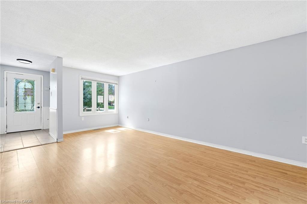 42 Geddes Crescent Property Photo 6