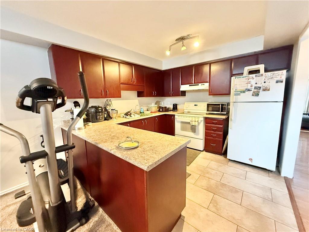 22 Madeleine Street Property Photo 4