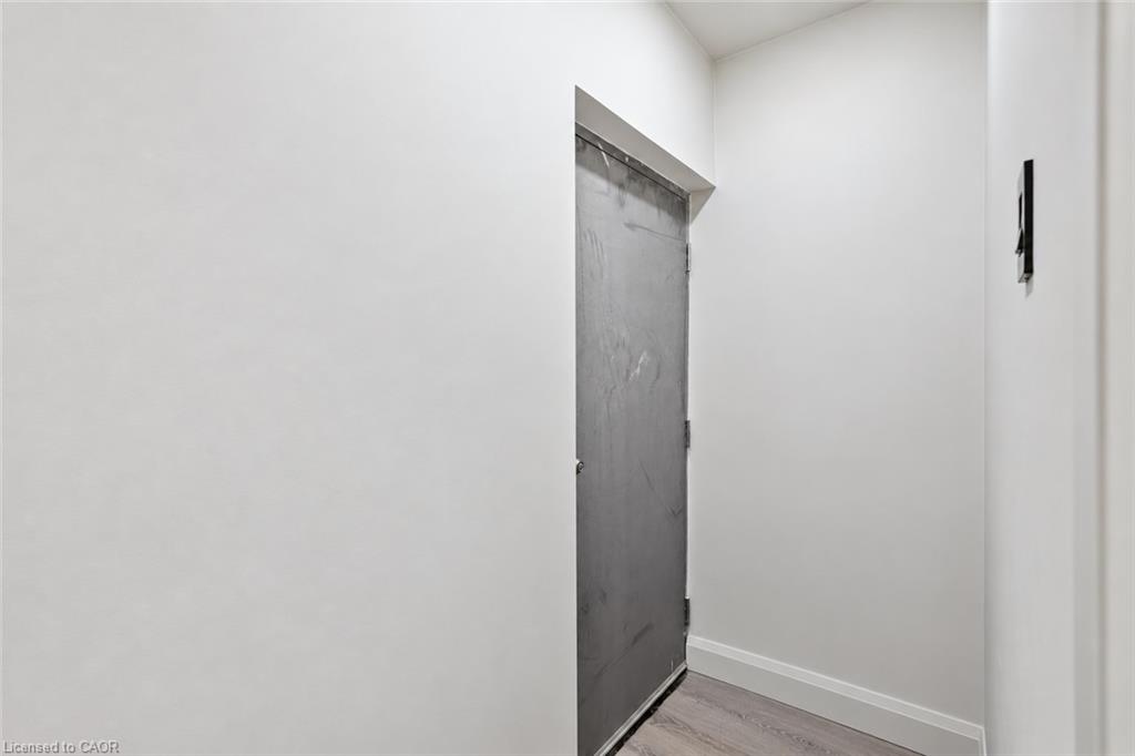 107-5475 Lakeshore Road Property Photo 34