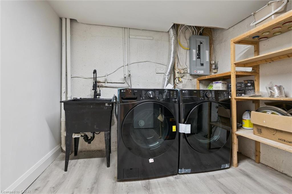 107-5475 Lakeshore Road Property Photo 36