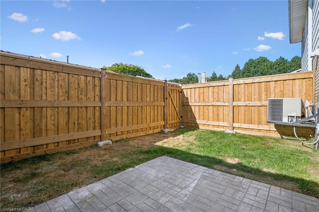 107-5475 Lakeshore Road Property Photo 37