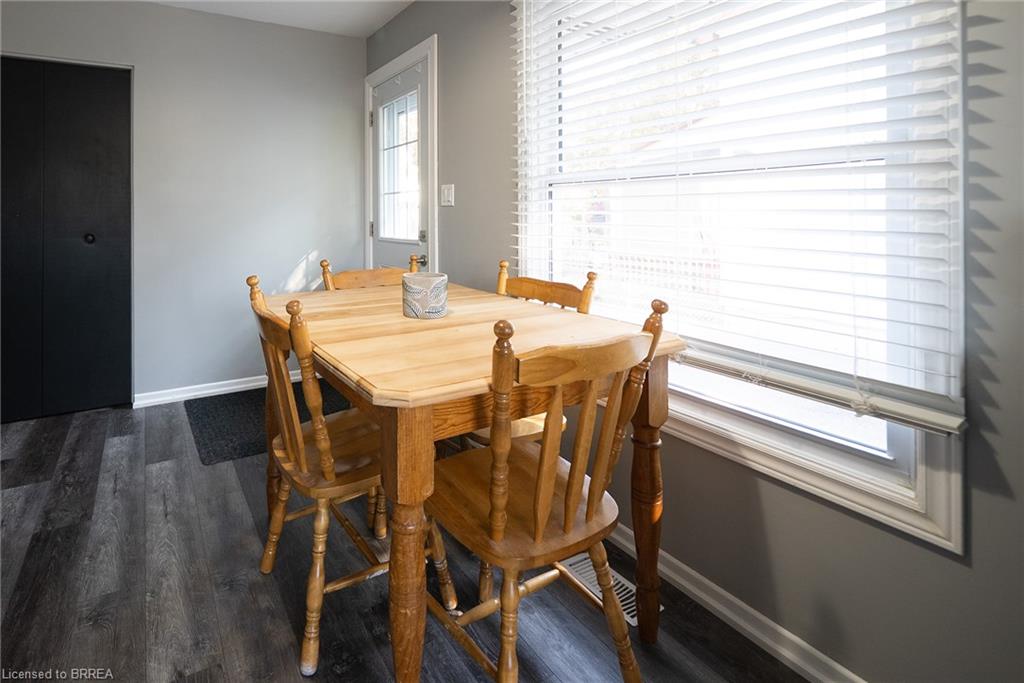 30 Lida Street Property Photo 10