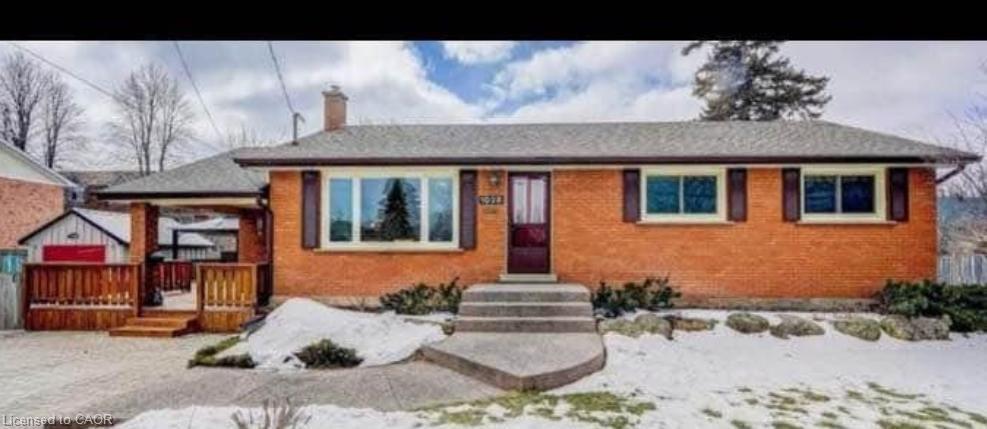 1038 Glendor Avenue Property Photo 1