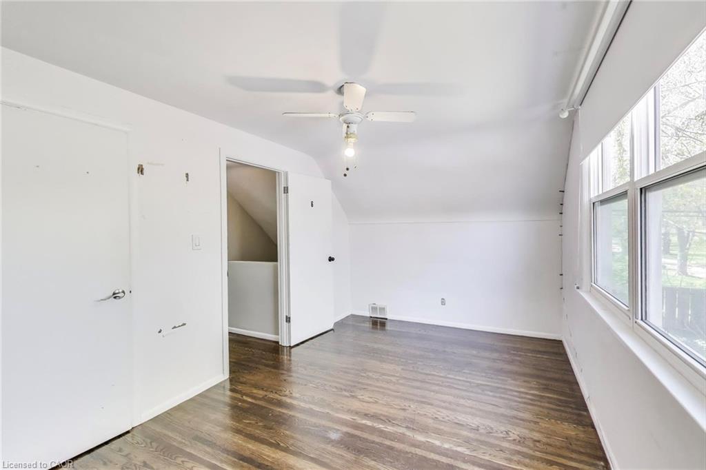 68 Harold Court Property Photo 22