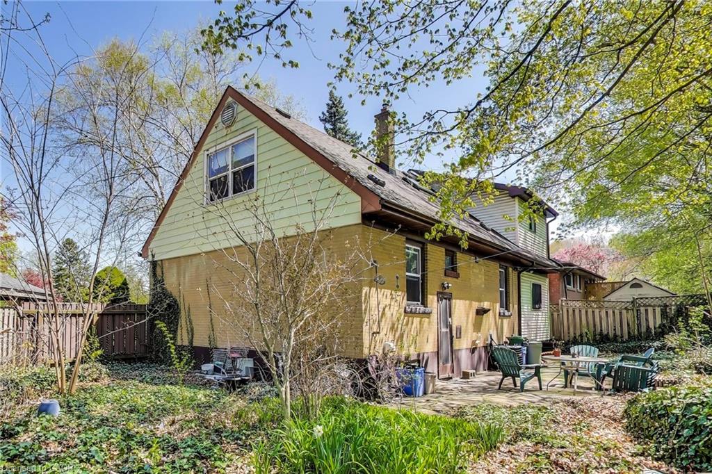 68 Harold Court Property Photo 35