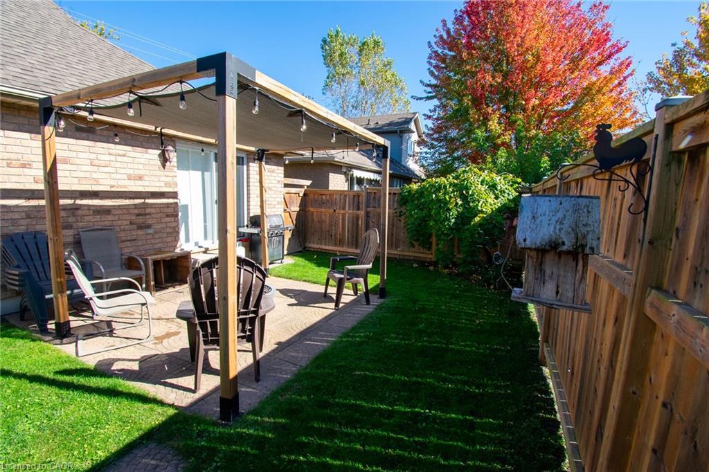 124 Forest Street E Property Photo 26