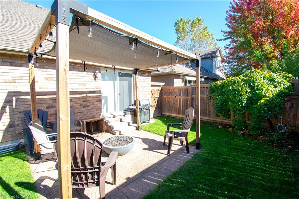 124 Forest Street E Property Photo 28