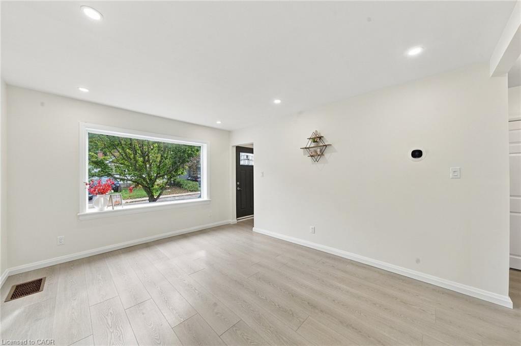 294 East 28th Street Property Photo 2