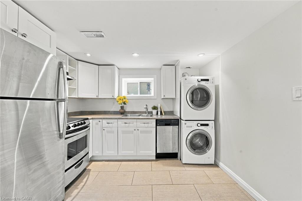 294 East 28th Street Property Photo 27