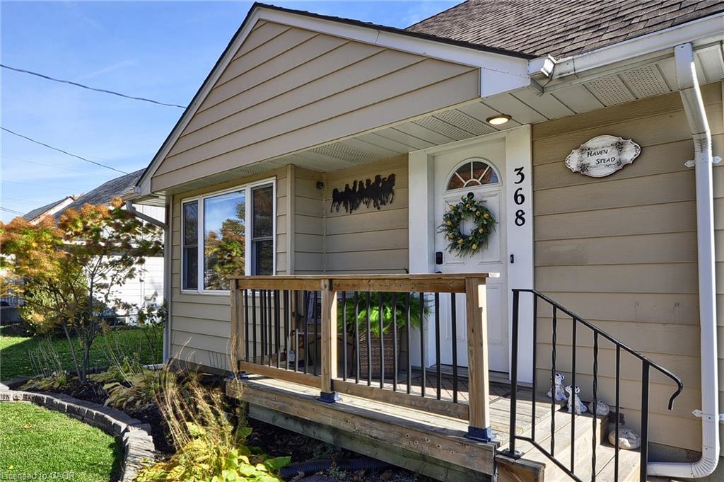 368 Huron Street Property Photo 4