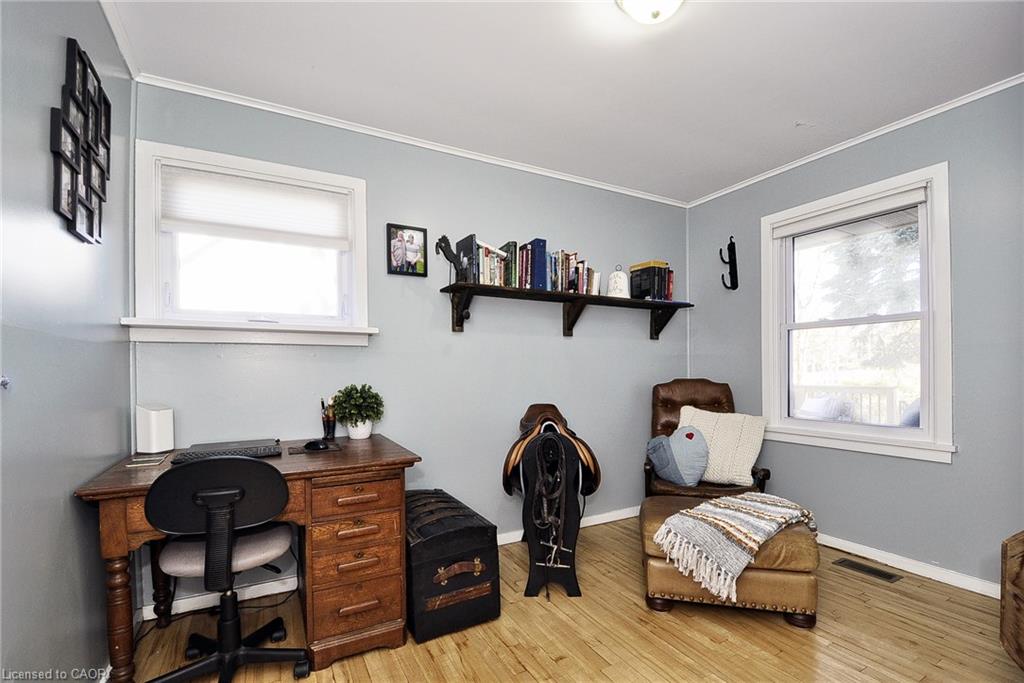 368 Huron Street Property Photo 17