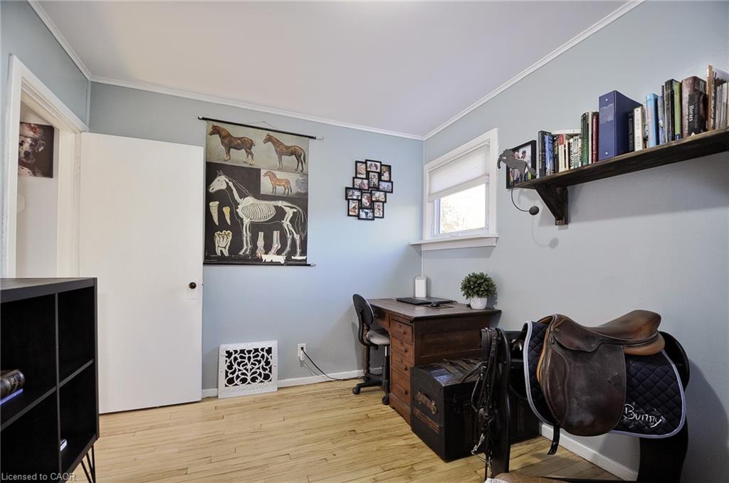 368 Huron Street Property Photo 18