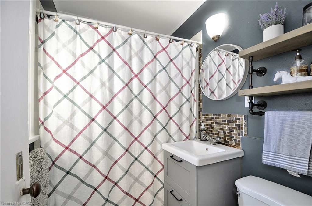 368 Huron Street Property Photo 19
