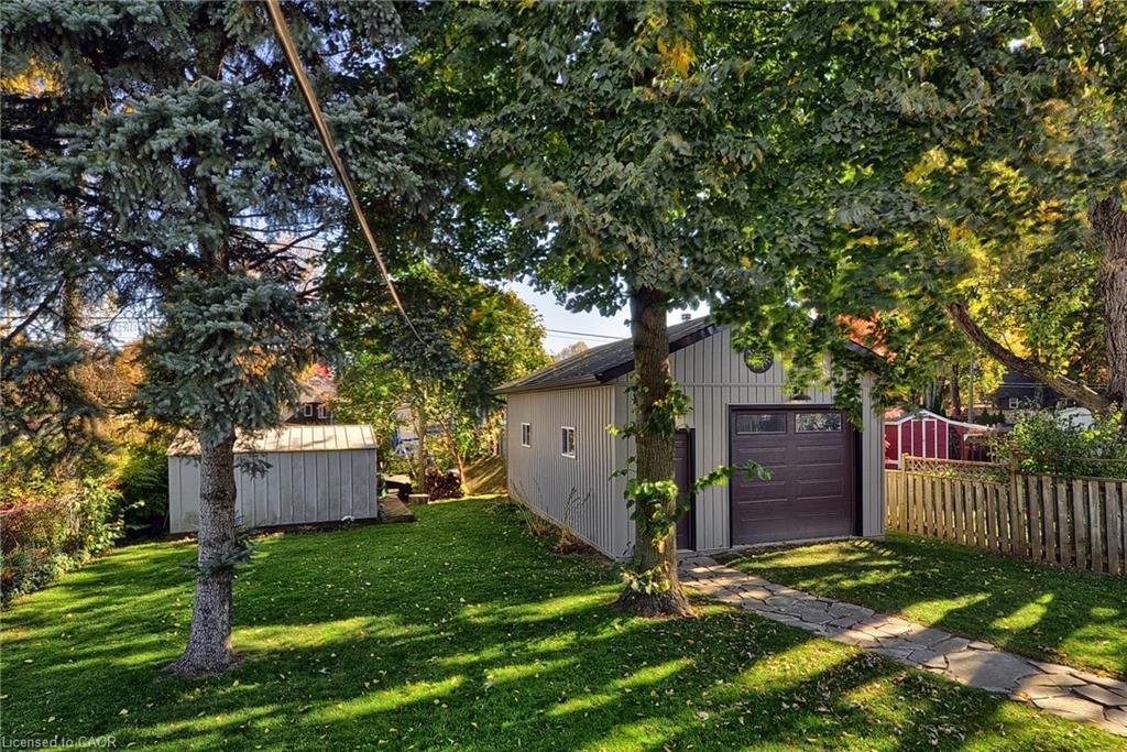 368 Huron Street Property Photo 34