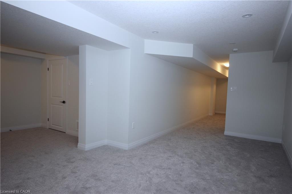 1 Dresser Lane Property Photo 20