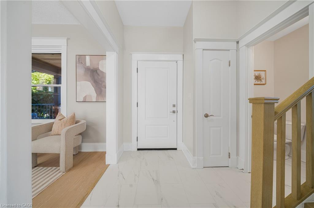 323 Queenston Road Property Photo 7