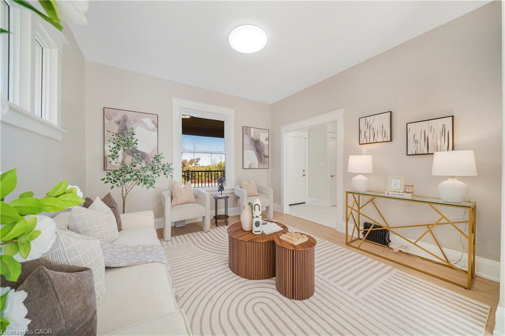 323 Queenston Road Property Photo 12