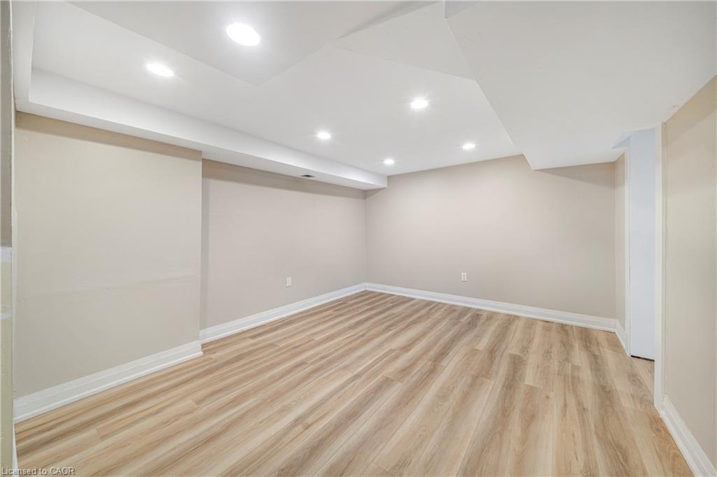 323 Queenston Road Property Photo 35