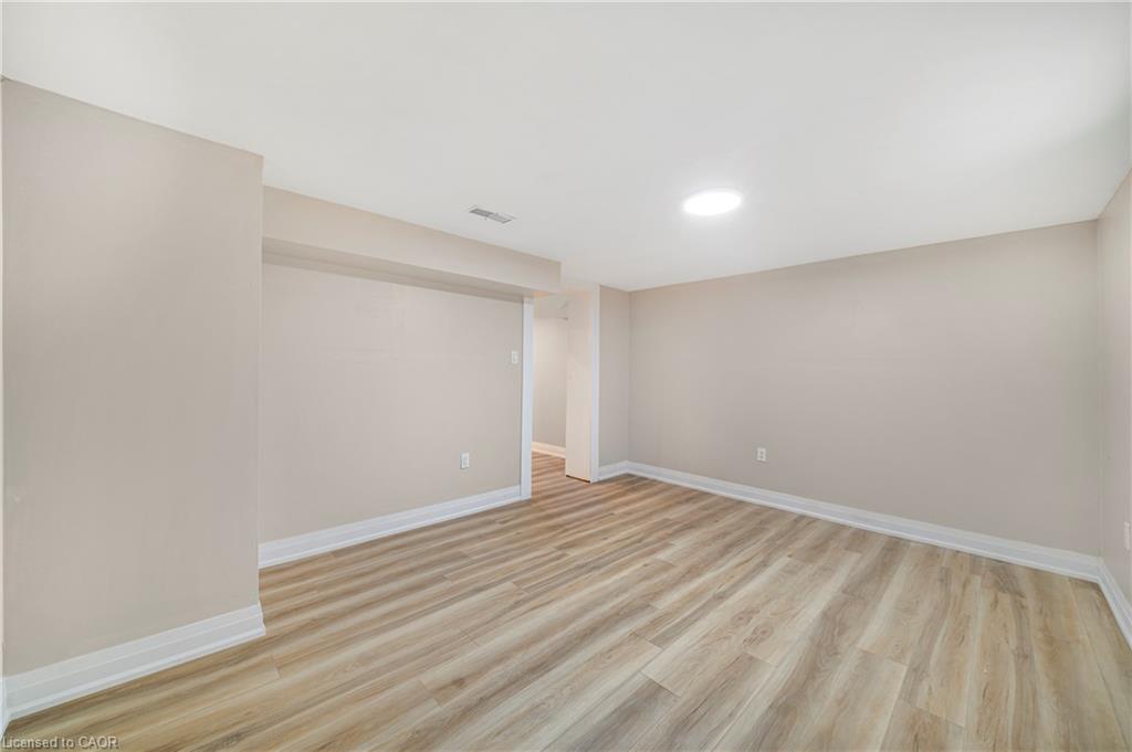 323 Queenston Road Property Photo 37