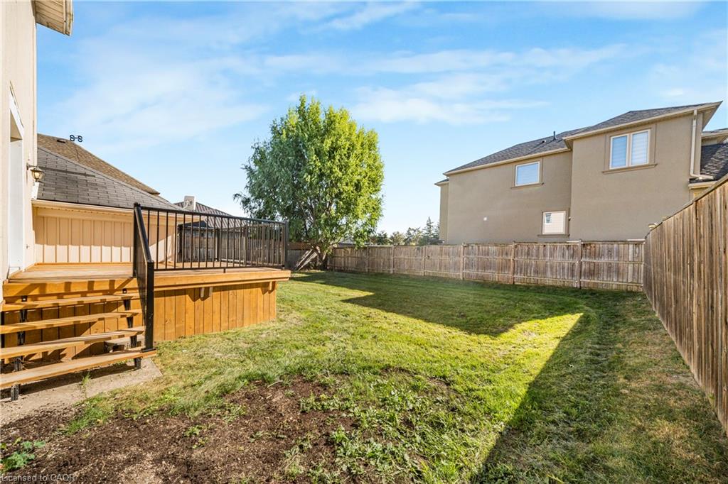 323 Queenston Road Property Photo 40